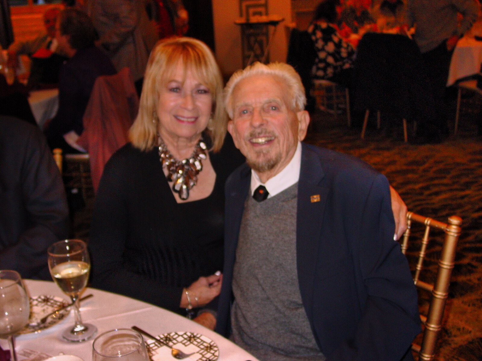 ./Gallery/2025 Legends Live Dinner Show/DSC00592.jpg